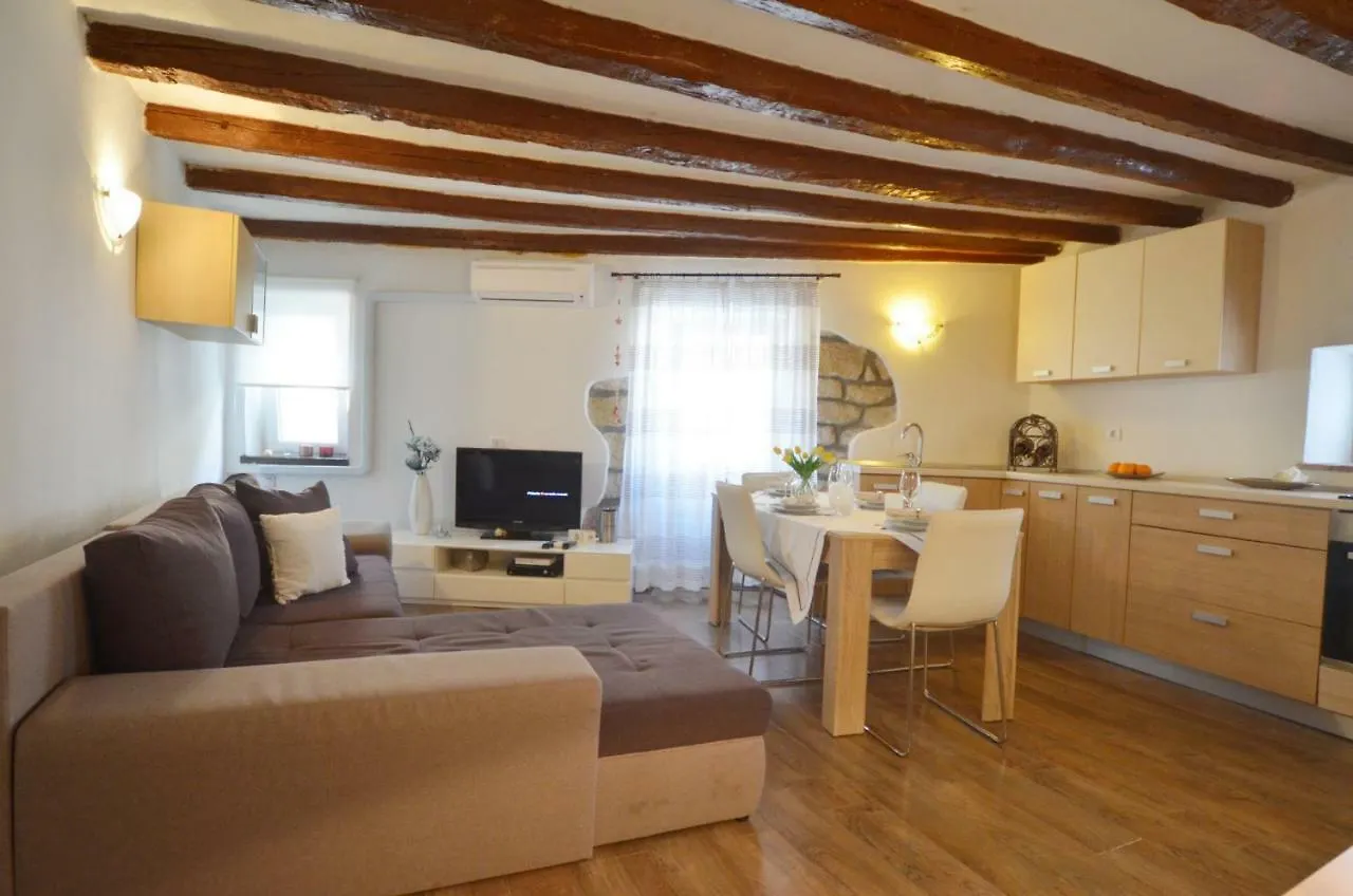 Apartment Eleni Rovinj